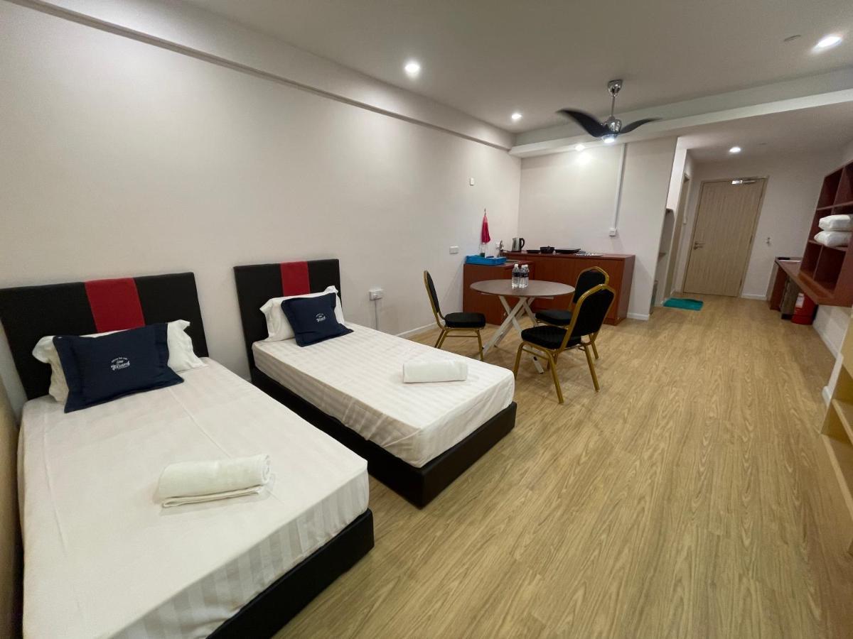 Aru Suites Homestay Wifi,Carpark,24H Check In,Water Filter By R2 Residence كوتا كينابالو المظهر الخارجي الصورة