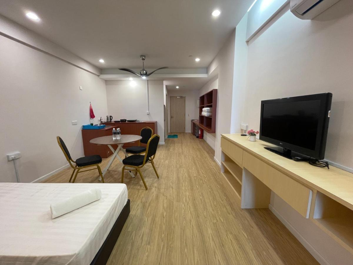 Aru Suites Homestay Wifi,Carpark,24H Check In,Water Filter By R2 Residence كوتا كينابالو المظهر الخارجي الصورة