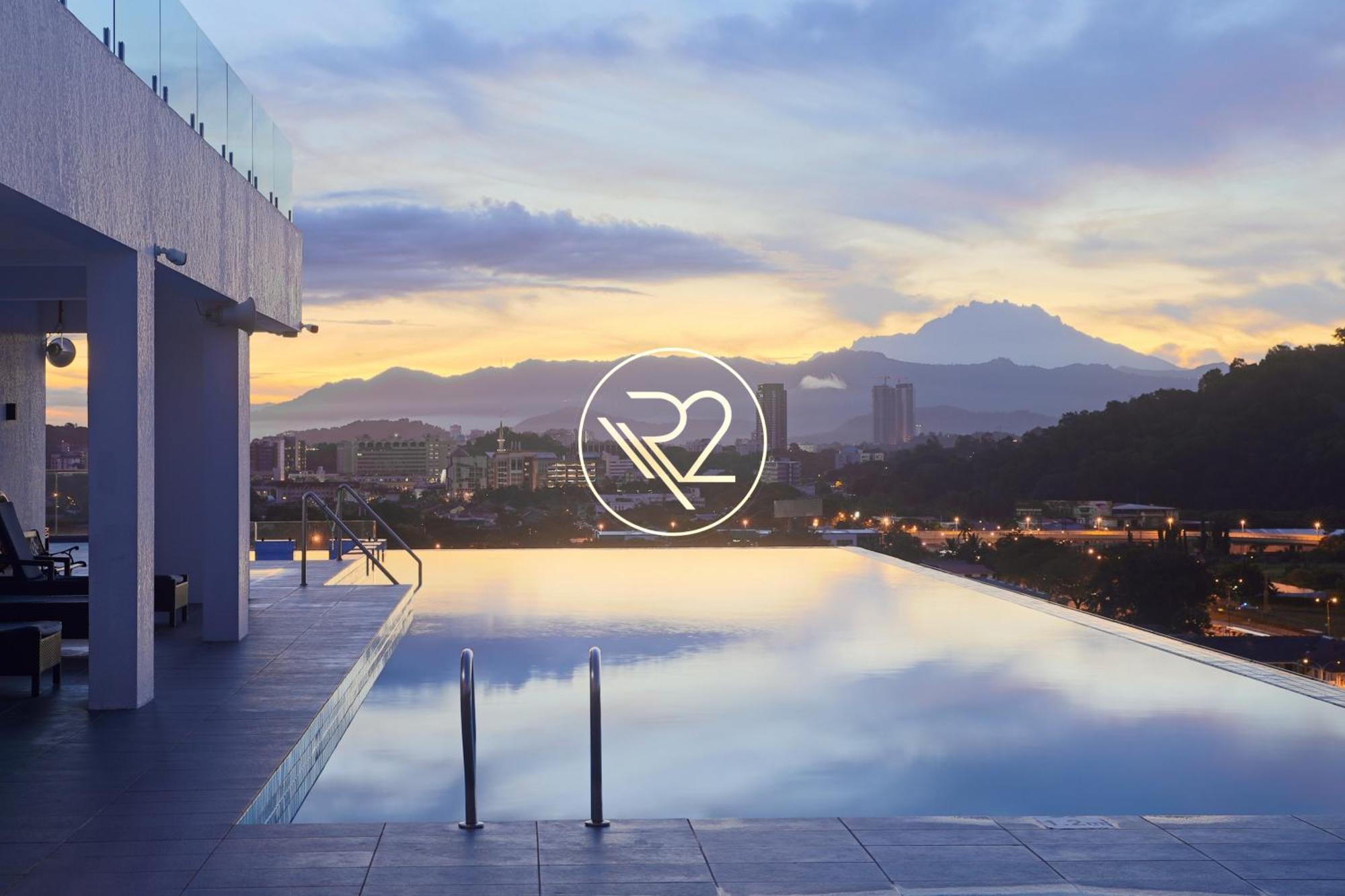 Aru Suites Homestay Wifi,Carpark,24H Check In,Water Filter By R2 Residence كوتا كينابالو المظهر الخارجي الصورة