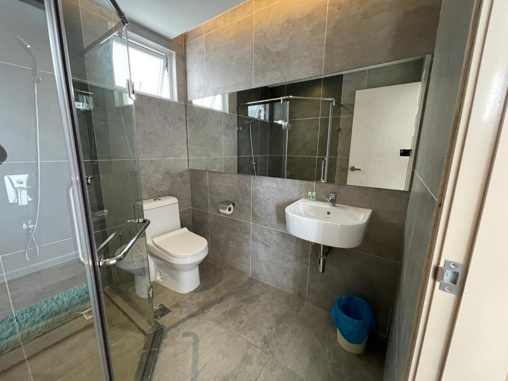 Aru Suites Homestay Wifi,Carpark,24H Check In,Water Filter By R2 Residence كوتا كينابالو المظهر الخارجي الصورة